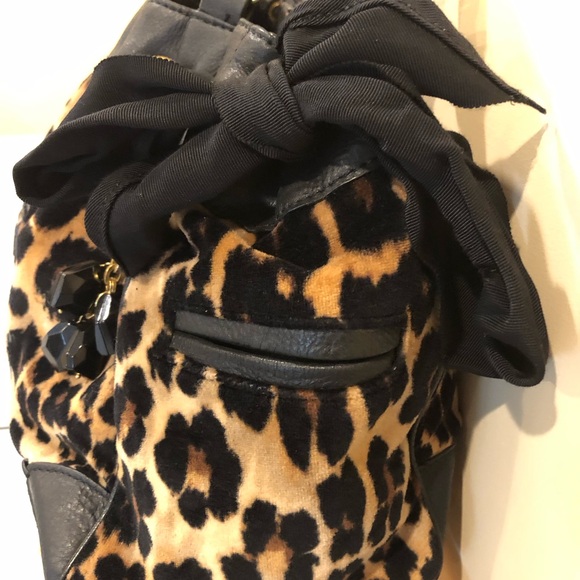 Juicy Couture Leopard Print Daydreamer Bag - Picture 4 of 15
